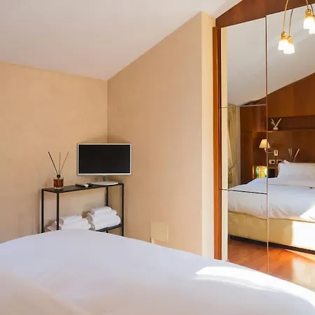 Carbonesi Luxury - Centro Storico Appartement Bologne